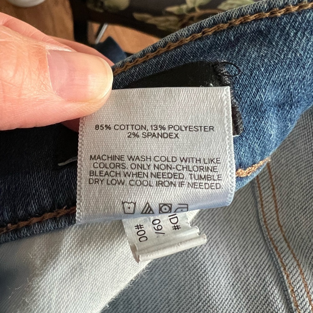 Express Skinny High Rise Jeans - Picture 4 of 5